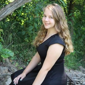 Meet your Posher, Katelyn